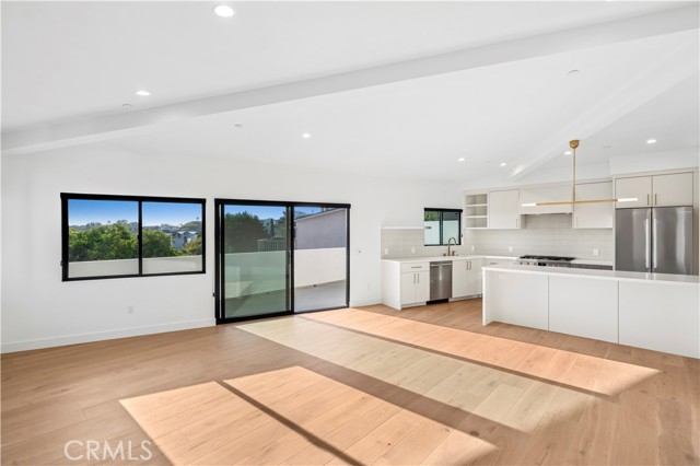 Detail Gallery Image 23 of 39 For 403 Serra Drive, Corona Del Mar,  CA 92625 - 3 Beds | 2/1 Baths