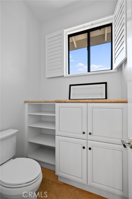 Detail Gallery Image 30 of 50 For 23 Santa Rosa Ct, Manhattan Beach,  CA 90266 - 3 Beds | 2/1 Baths
