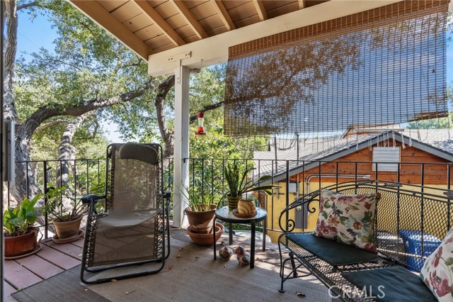 4214 Tosca Road, Woodland Hills CA: https://media.crmls.org/medias/73ed2eac-bfa5-42ac-a188-73970bd9de83.jpg