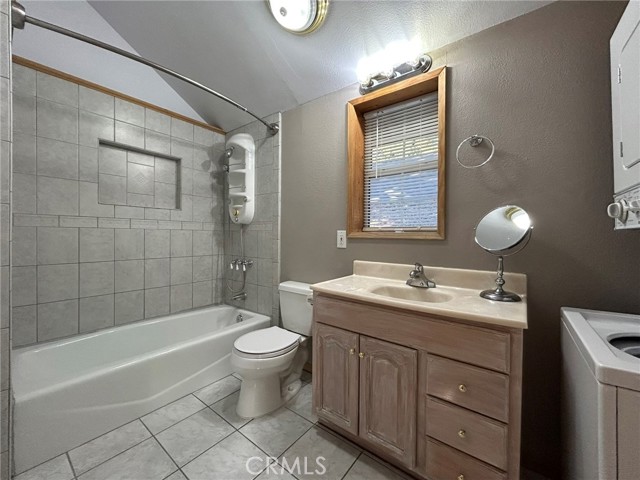 Detail Gallery Image 13 of 16 For 23348 S Village Ln, Crestline,  CA 92348 - 2 Beds | 1 Baths