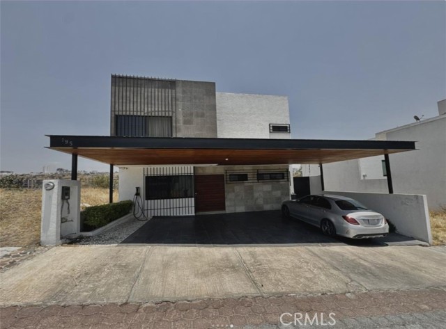 Front Image Thumbnail for CRIG26034424