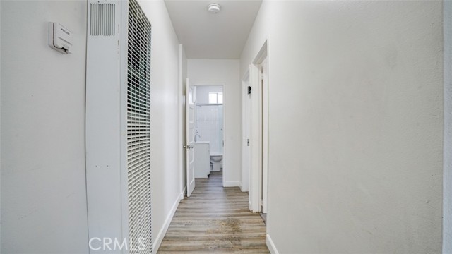 Detail Gallery Image 8 of 37 For 5903 Bonsallo Avenue, Los Angeles,  CA 90044 - 10 Beds | 6 Baths