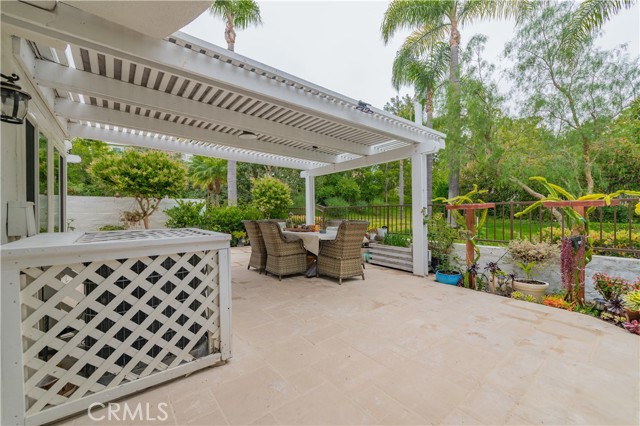 10 La Quinta, Irvine CA: https://media.crmls.org/medias/73edf4eb-7a34-46aa-a54e-57646f59d80b.jpg