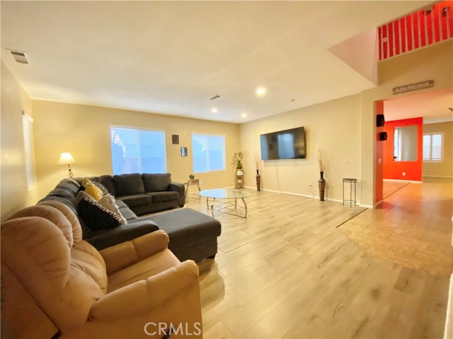 12564 Mesa Street, Victorville CA: https://media.crmls.org/medias/73eef81e-b358-408b-a7c4-e4b51a4ead79.jpg