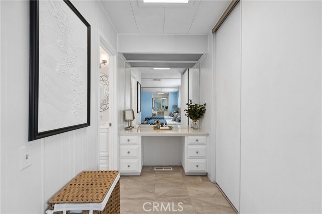 20701 Beach Boulevard, Huntington Beach CA: https://media.crmls.org/medias/73ef0b45-c526-43d2-96f6-b6c248f5c4cf.jpg