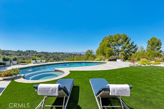 Detail Gallery Image 39 of 40 For 4015 Clarinda Dr, Tarzana,  CA 91356 - 5 Beds | 4 Baths