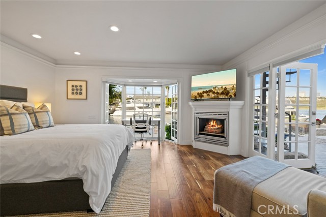 Detail Gallery Image 20 of 68 For 218 Evening Star Ln, Newport Beach,  CA 92660 - 5 Beds | 3/1 Baths