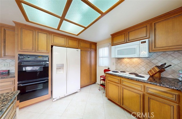 Image 12 of 41 For 9901 Westhaven Circle