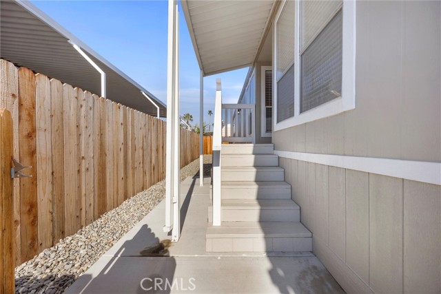 Detail Gallery Image 29 of 35 For 120 Cedarwood Ln, Bakersfield,  CA 93308 - 3 Beds | 2 Baths