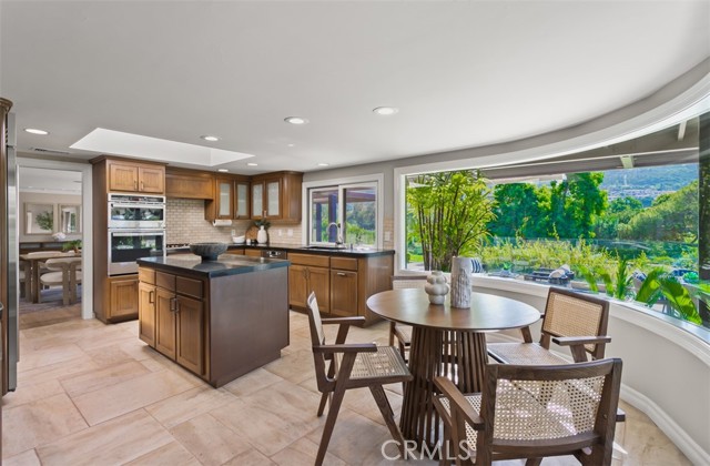 Image 14 of 44 For 30791 Greens East Drive