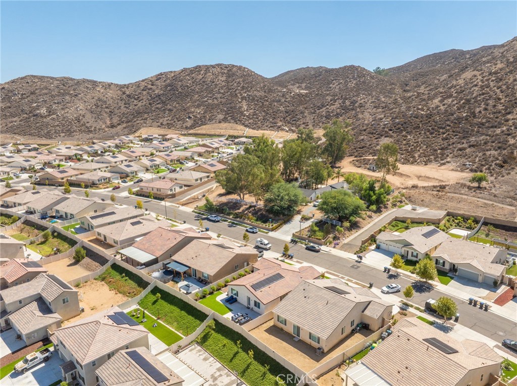 MLS #IV25232062 image #35