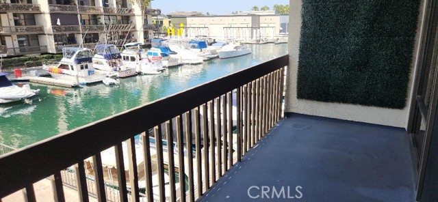 6221 Marina Pacifica N Drive, Long Beach CA: https://media.crmls.org/medias/73f5313a-e673-46d7-9317-5bb3d825f9bc.jpg