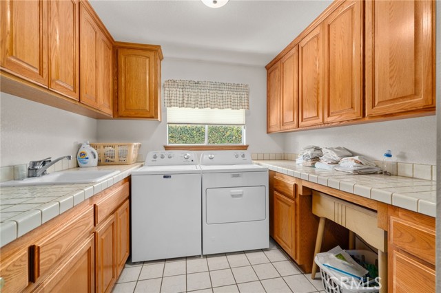 Detail Gallery Image 20 of 45 For 1725 S Elderberry, Ontario,  CA 91762 - 3 Beds | 3 Baths