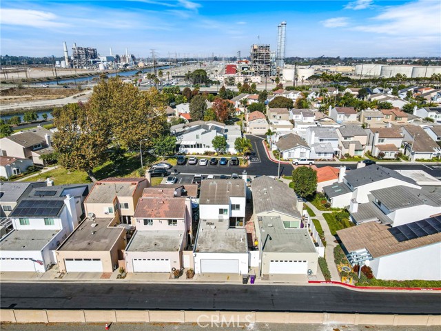 Detail Gallery Image 2 of 30 For 7018 Island Village Dr, Long Beach,  CA 90803 - 4 Beds | 3 Baths