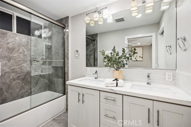 32091 Virginia Way, Laguna Beach CA: https://media.crmls.org/medias/73f6b2dc-101a-4e11-bd66-0ea58f571e61.jpg