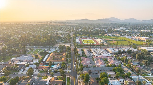 7914 Magnolia Avenue, Riverside CA: https://media.crmls.org/medias/73f6bccc-b31c-49f1-91d6-c969056e0675.jpg