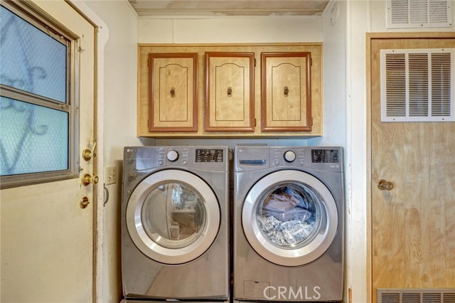 Detail Gallery Image 13 of 32 For 1919 W Coronet Ave #153,  Anaheim,  CA 92801 - 3 Beds | 2 Baths