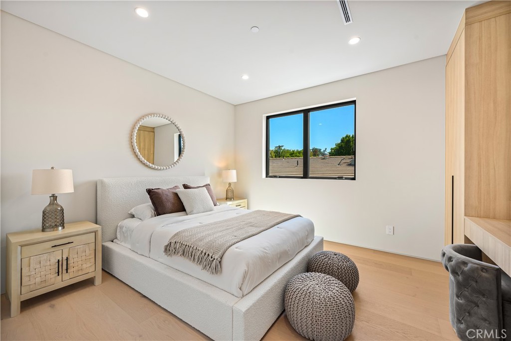 MLS #SR25255601 image #33