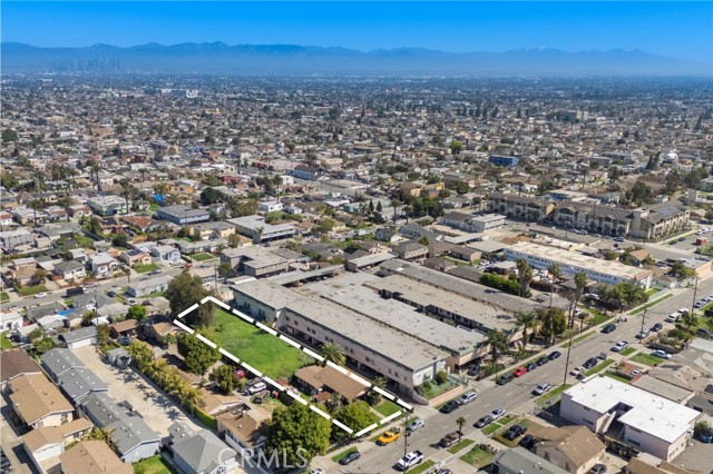 Detail Gallery Image 3 of 7 For 1455 W 105th St, Los Angeles,  CA 90047 - 1 Beds | 1 Baths