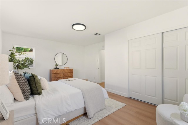 2106 Mcpherson Avenue, Los Angeles CA: https://media.crmls.org/medias/73f886c3-1885-4033-a96e-c7373a00fc04.jpg