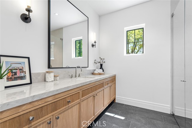 Detail Gallery Image 40 of 57 For 24044 Long Valley Rd, Hidden Hills,  CA 91302 - 7 Beds | 7/2 Baths