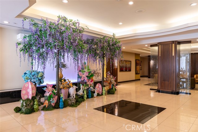 Detail Gallery Image 3 of 51 For 343 Pioneer Dr #1703,  Glendale,  CA 91203 - 2 Beds | 2 Baths