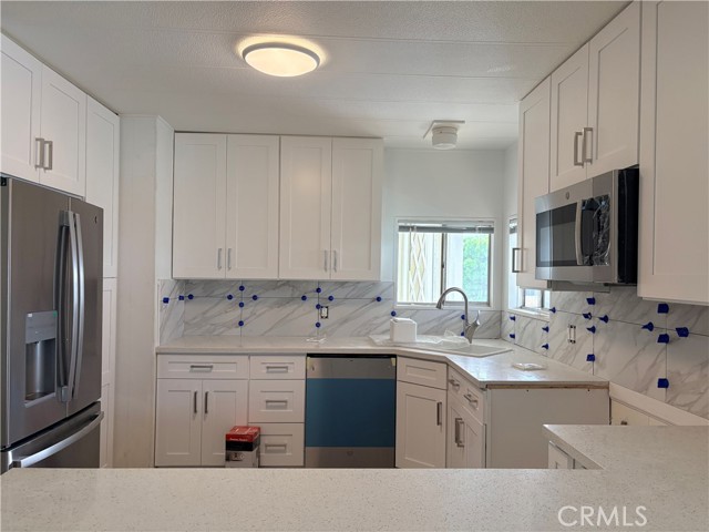 Detail Gallery Image 3 of 14 For 727 Halcyon Rd #3,  Arroyo Grande,  CA 93420 - 2 Beds | 2 Baths