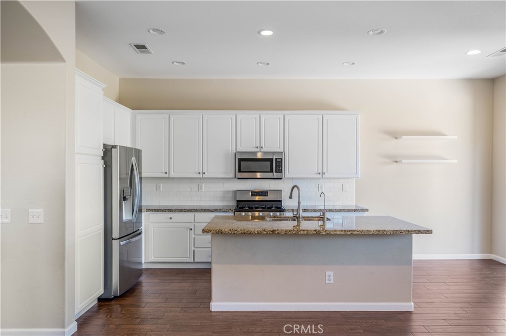 MLS #OC25165991 image #18