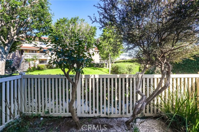 Detail Gallery Image 23 of 32 For 19132 Shoreline #2,  Huntington Beach,  CA 92648 - 1 Beds | 1 Baths