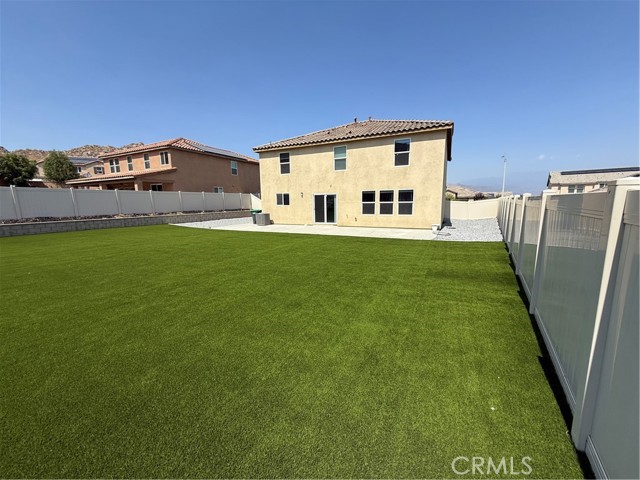 672 Suukat Court, San Jacinto CA: https://media.crmls.org/medias/73fbe8ba-09f5-4077-b849-e1dbe5719fed.jpg