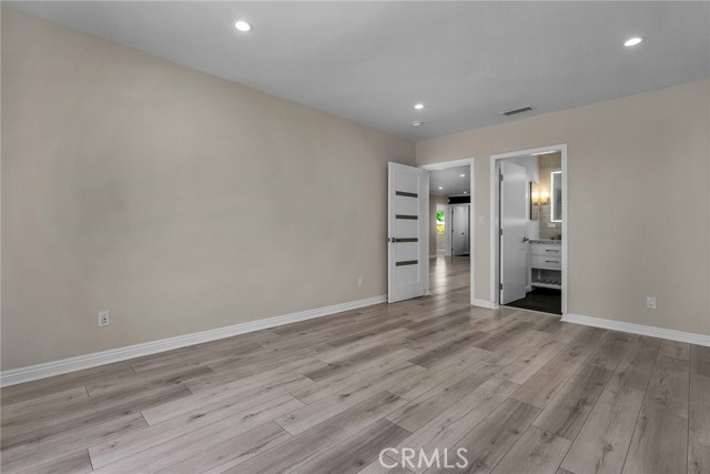 17900 Bullock Street, Encino CA: https://media.crmls.org/medias/73fc597e-debf-4f22-b173-b8b488b30c74.jpg