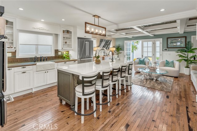 Detail Gallery Image 12 of 38 For 309 21st, Huntington Beach,  CA 92648 - 4 Beds | 3/1 Baths