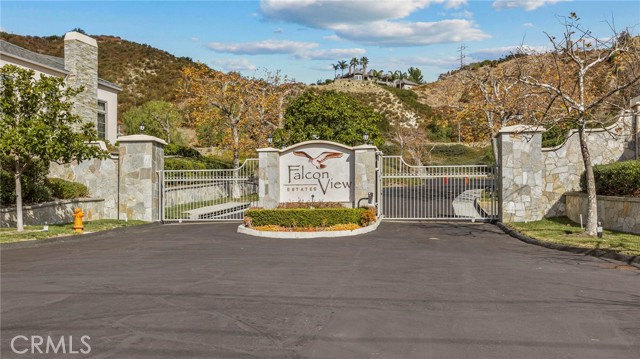 18041 Merlin Road, Silverado CA: https://media.crmls.org/medias/73fcbbb8-f888-47b0-adab-45d306ce9a77.jpg