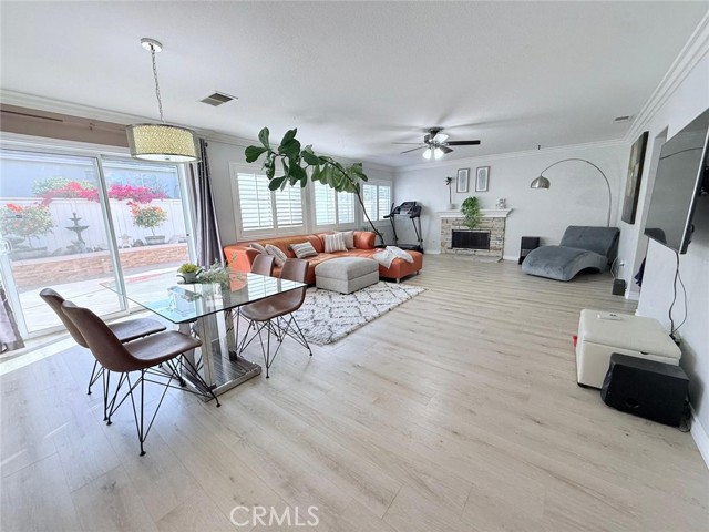 28 Calais, Irvine CA: https://media.crmls.org/medias/73fcc2f9-d4a6-4493-82c3-c7bd87108d78.jpg
