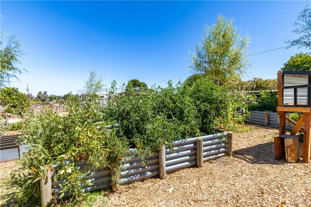 4225 Farousse Way, Paso Robles CA: https://media.crmls.org/medias/73fcdca0-f3fb-427d-894d-789bf298baa1.jpg