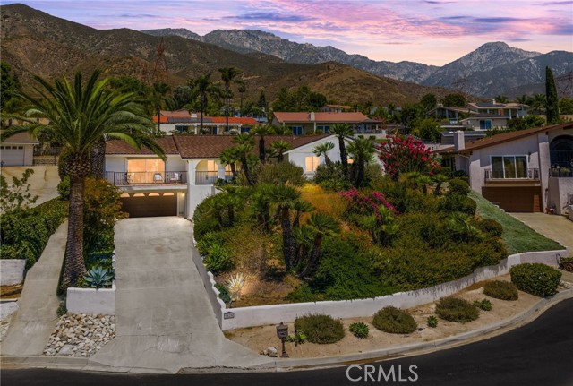 2525 Jonquil Drive, Upland CA: https://media.crmls.org/medias/73fd647d-1126-4346-8c34-09cb348904cd.jpg