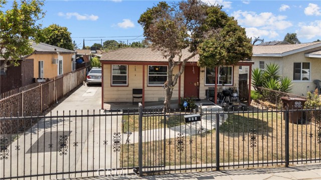 908 W 132nd Street, Compton CA: https://media.crmls.org/medias/73fd6abb-37ce-43d2-9f15-d9b75c5ff8a2.jpg