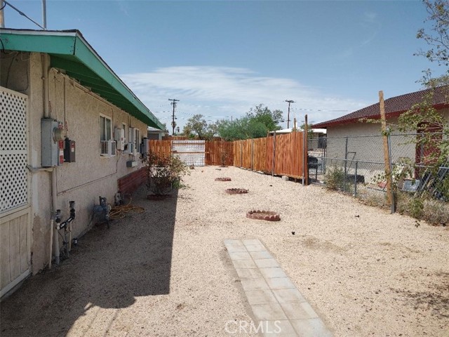 Detail Gallery Image 15 of 28 For 6163 Sun Ct, Twentynine Palms,  CA 92277 - 3 Beds | 1 Baths