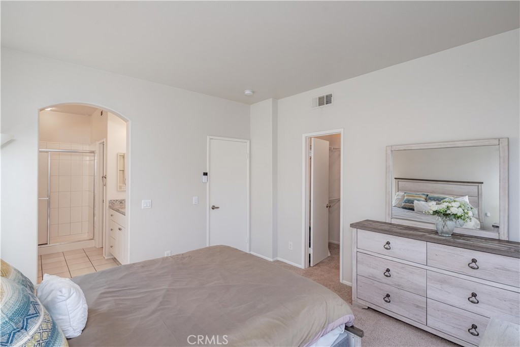 MLS #OC26118290 image #18