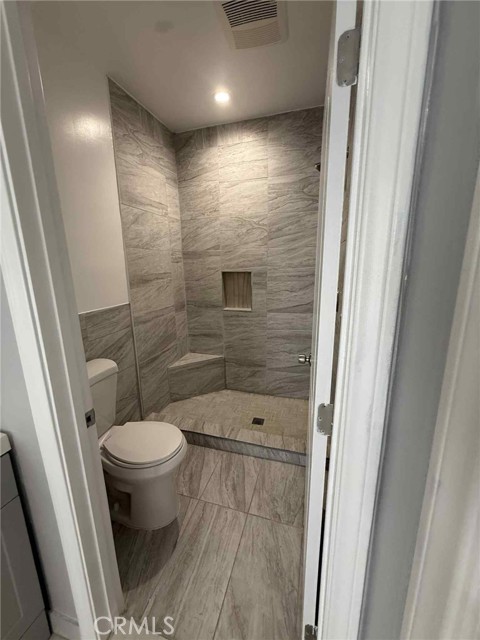 Detail Gallery Image 3 of 4 For 17054 Westbury Drive, Los Angeles,  CA 91344 - 1 Beds | 1 Baths