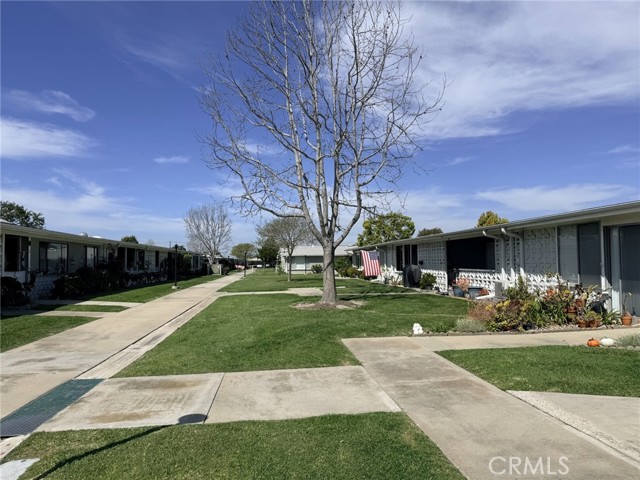 Detail Gallery Image 8 of 9 For 1661 Monterey #16-D,  Seal Beach,  CA 90740 - 1 Beds | 1 Baths