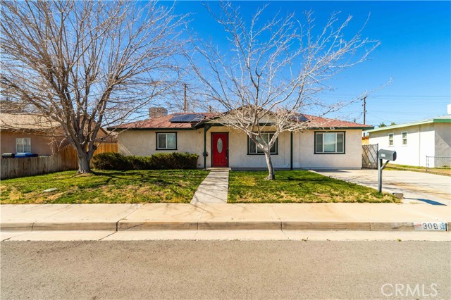 Detail Gallery Image 3 of 30 For 309 N Fairview St, Ridgecrest,  CA 93555 - 3 Beds | 2 Baths