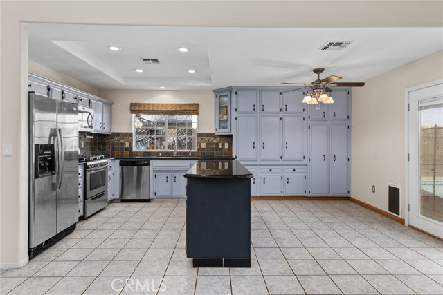 Detail Gallery Image 17 of 39 For 414 Hillard St, Taft,  CA 93268 - 4 Beds | 2 Baths
