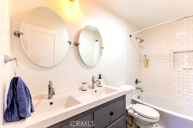 Detail Gallery Image 9 of 11 For 1765 Fern Ln, Glendale,  CA 91208 - 3 Beds | 2 Baths