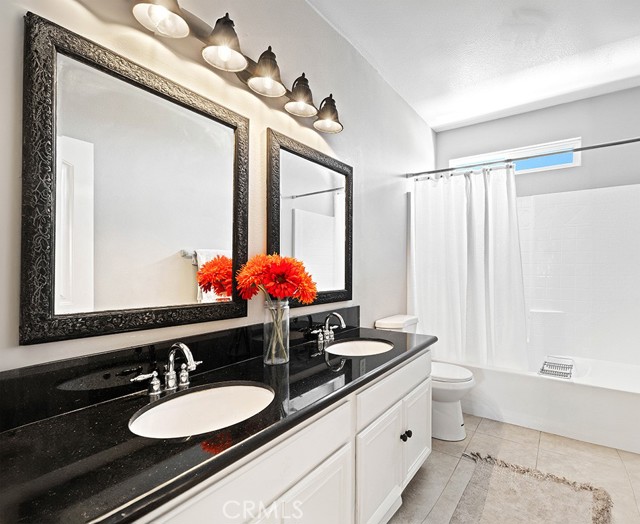 Detail Gallery Image 20 of 27 For 40148 Emily Pl, Murrieta,  CA 92563 - 4 Beds | 3 Baths