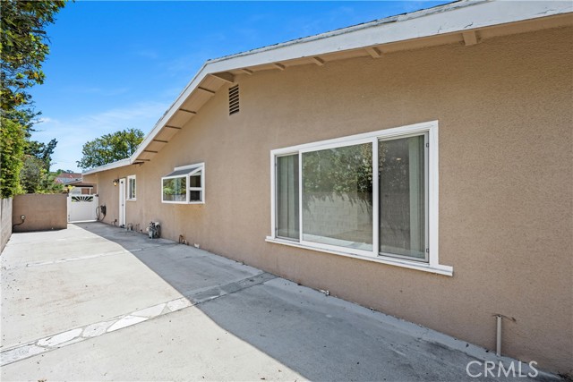 28855 Cedarbluff Drive, Rancho Palos Verdes CA: https://media.crmls.org/medias/74010507-236e-42aa-b658-e643f584ee5e.jpg