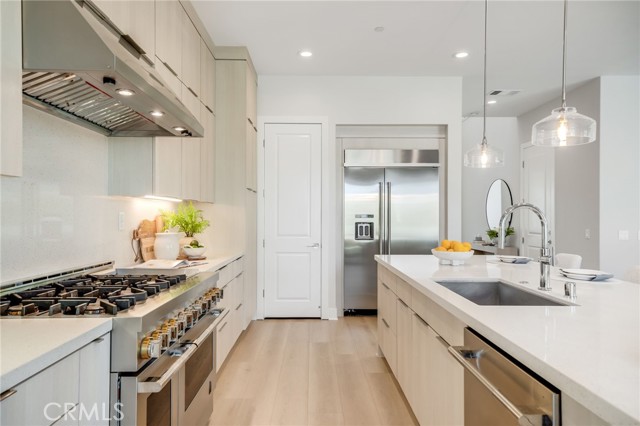 211 Wild Flower, Lake Forest CA: https://media.crmls.org/medias/740216d6-88b3-41e7-b845-31c48640e057.jpg