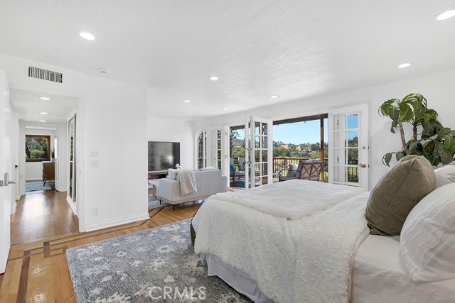 20994 Bandera Street, Woodland Hills CA: https://media.crmls.org/medias/7402c23c-42f3-43ab-a94c-6683fac373cd.jpg