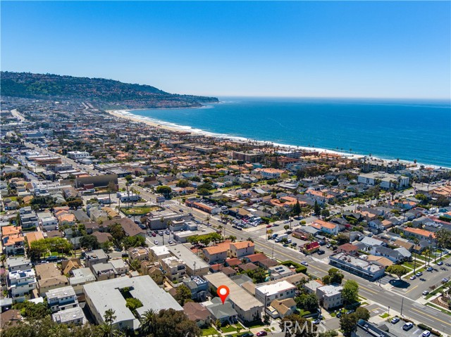 Detail Gallery Image 51 of 57 For 526 Avenue a, Redondo Beach,  CA 90277 - 7 Beds | 5 Baths