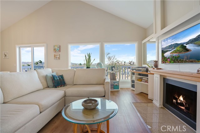 Detail Gallery Image 2 of 43 For 24035 Vista Corona, Dana Point,  CA 92629 - 3 Beds | 2 Baths